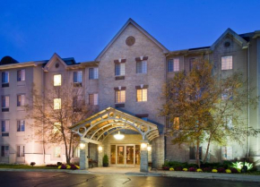 Гостиница Staybridge Suites Chicago-Oakbrook Terrace, an IHG Hotel  Ок Брук